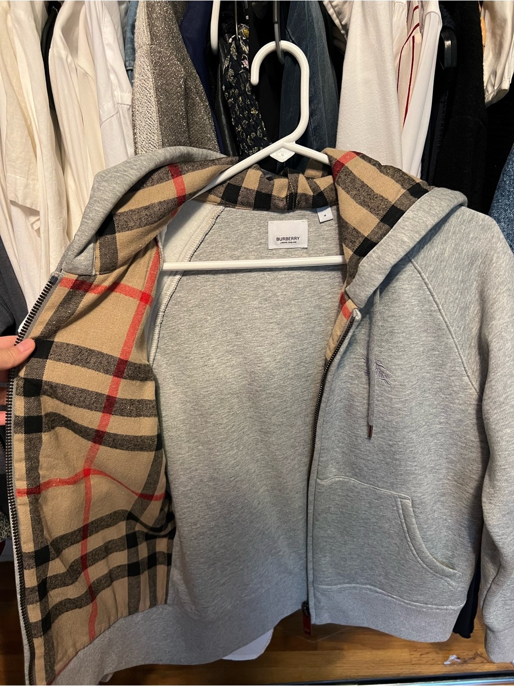 Like new Burberry hoodie - Picture 3 of 8